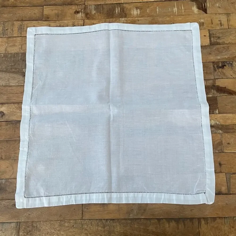 Set of 4 White Linen Napkin Set of 4 18 in x 18 in Hemstitch Border